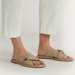 Everlane Day Twist Sandal Buttery Soft Warm Khaki Leather Women's Size 7.5 NEW